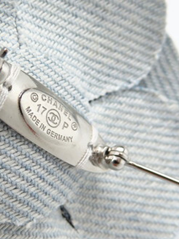 CHANEL】【2017年春夏】【ドイツ製】シャネル『デニム カメリア