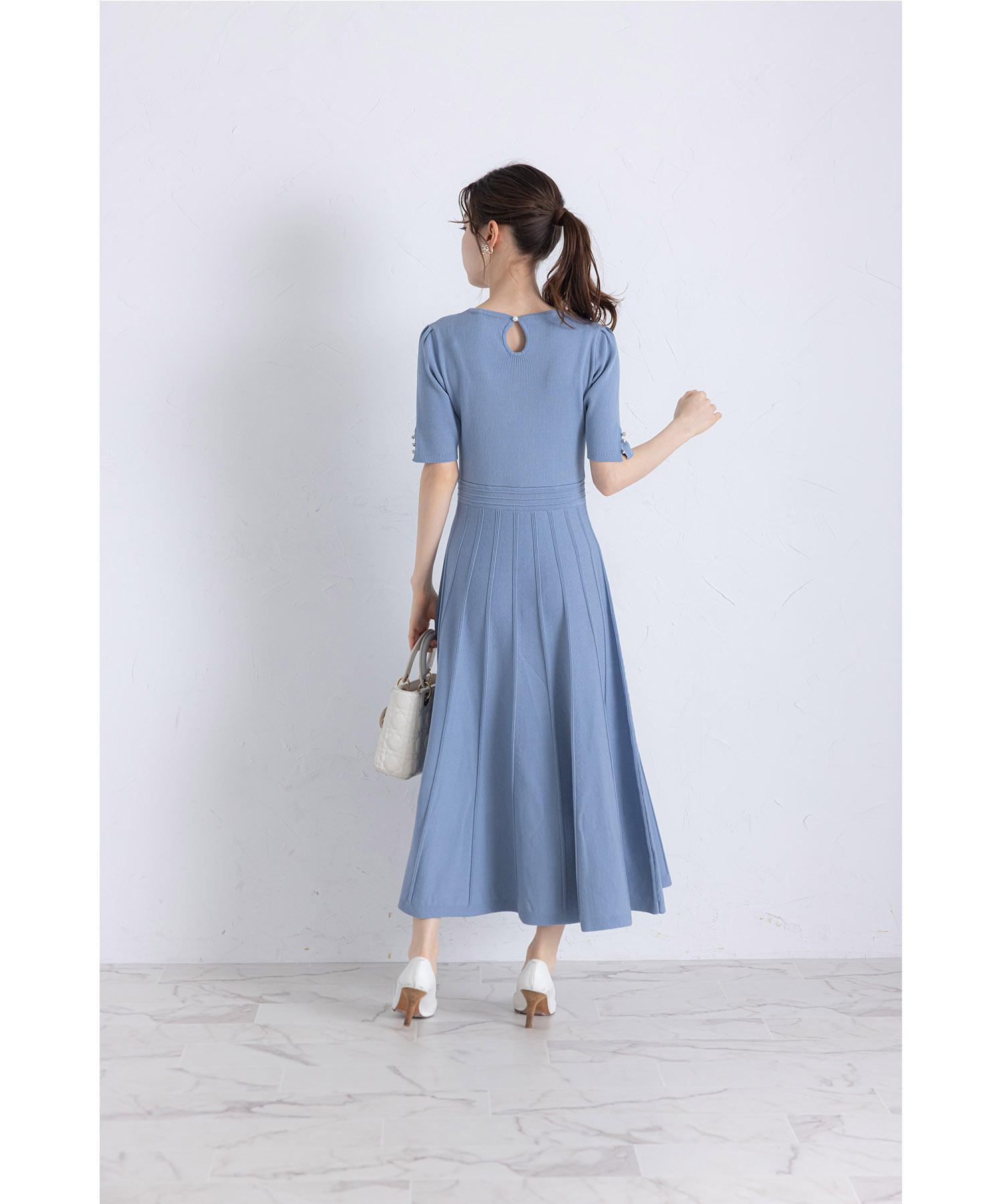 2WAYレース襟付きビジュー装飾プリーツニットワンピース