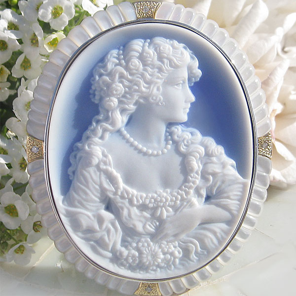 本場ドイツ直輸入の上質なストーンカメオ カメオ専門店 千年ジュエリー