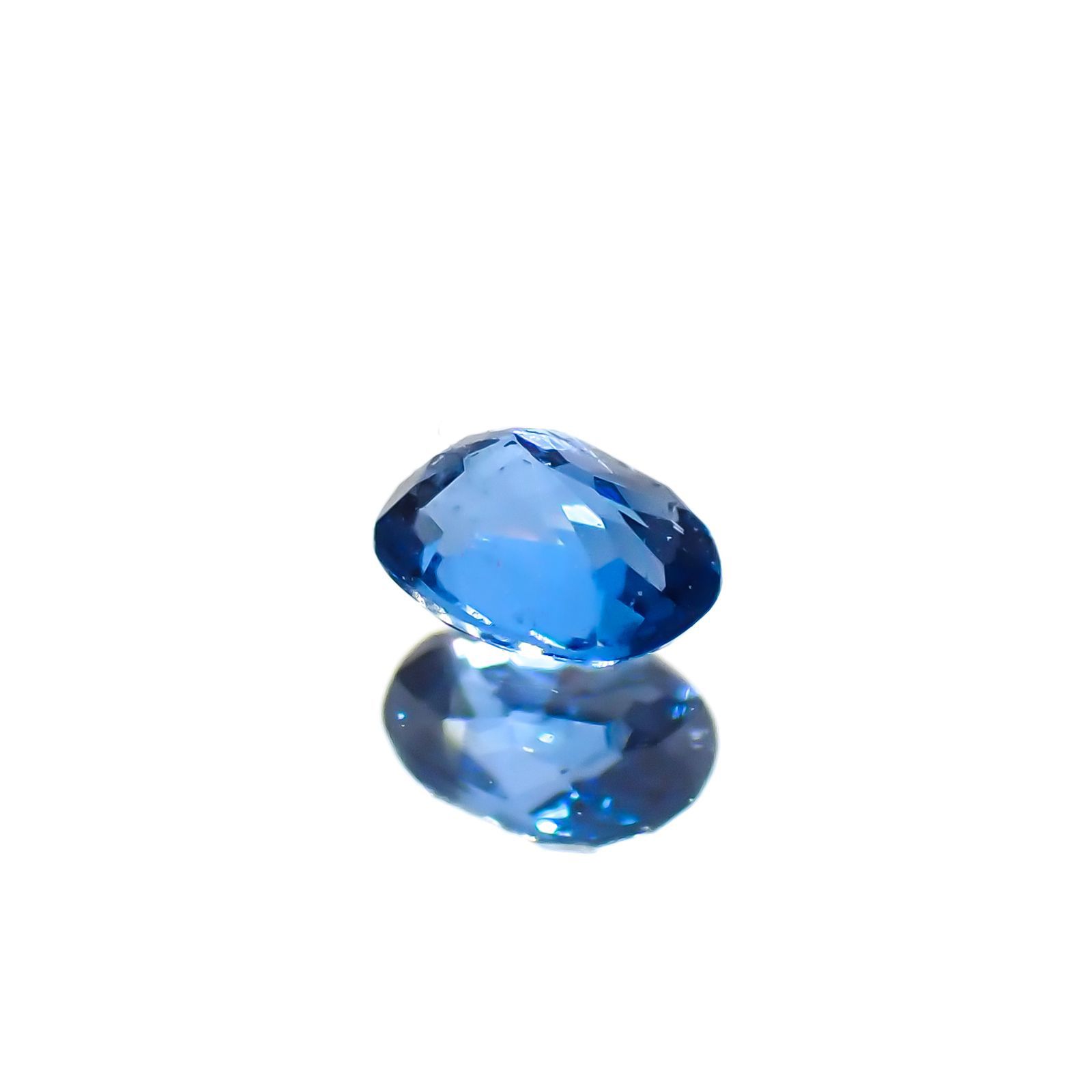 大きな母岩上の美しいアフガナイト141g/1点もの 大きな母岩上の美しい