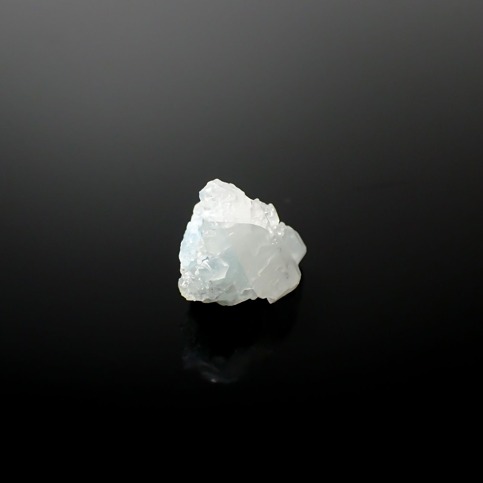 ユークレース 原石 ブラジル産 3.72ct / 11x8.7mm前後 [240326397