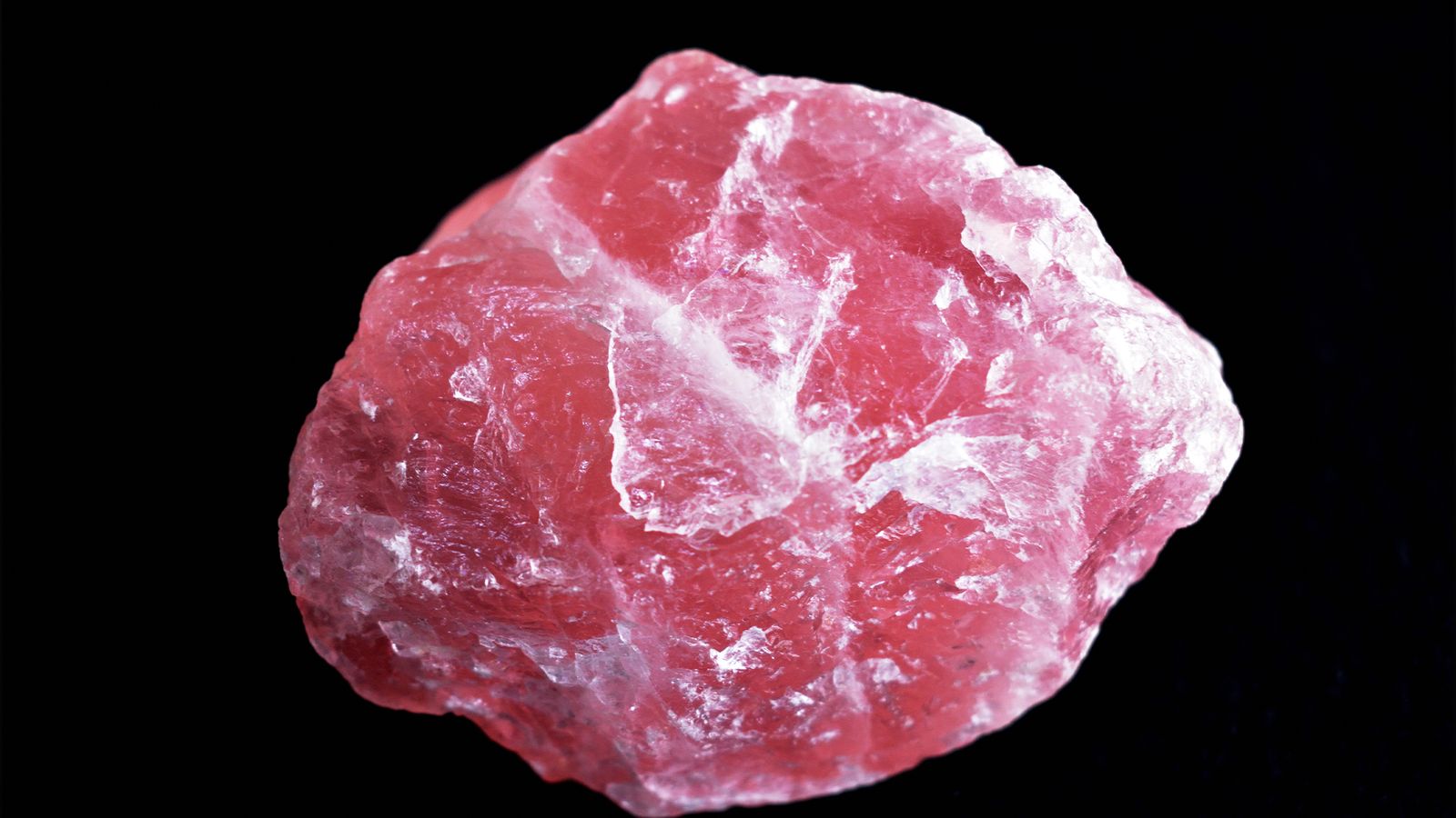 ローズクォーツのすべて｜柔らかなピンク色と力強い原石の魅力 | TOP