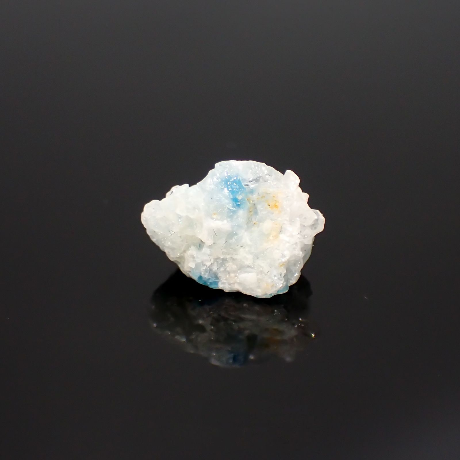 ユークレース 原石 ブラジル産 4.46ct[220515759]13.1x8.8mm前後 | TOP