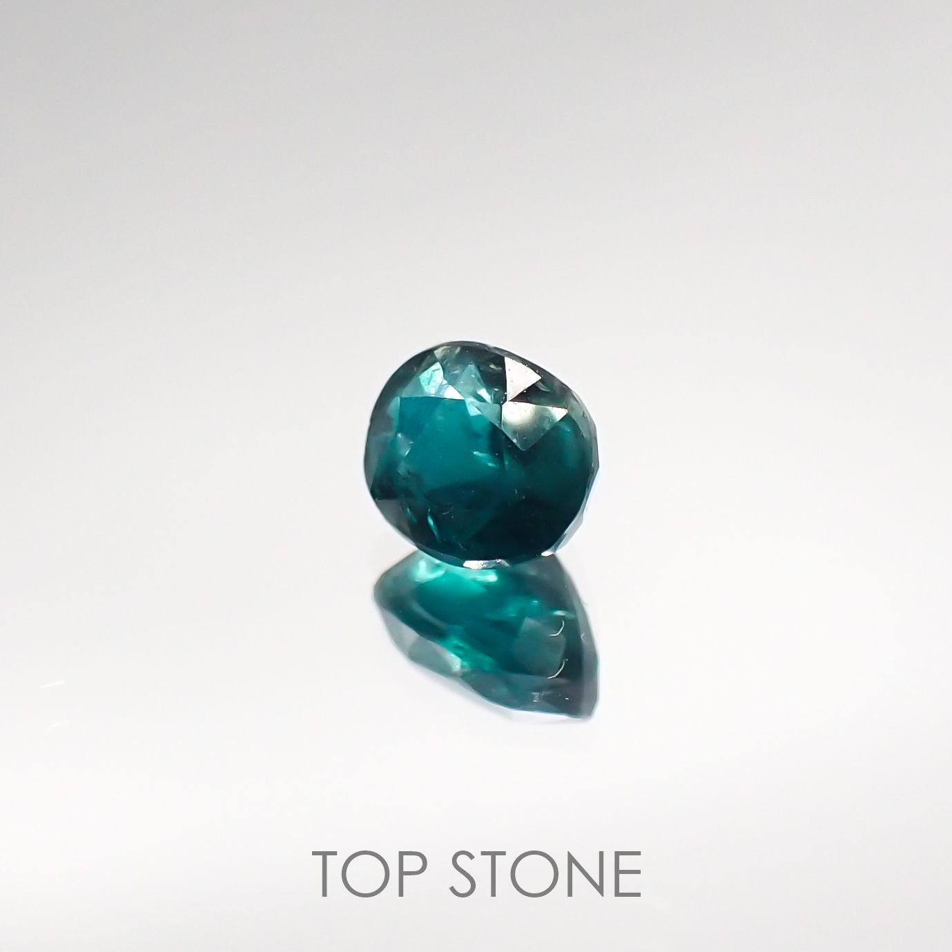 グランディディエライト(宝石名グランディディエライト) マダガスカル