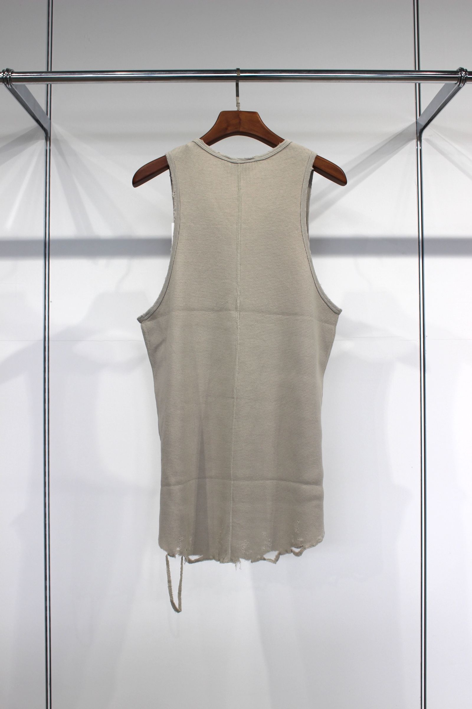 ANCELLM - DAMAGE WAFFLE TANK TOP/GREIGE | NapsNote