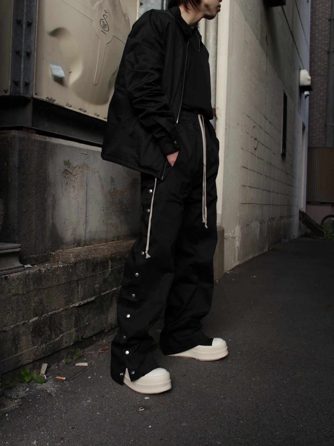 23AW】RICK OWENS DRKSHDW定番人気パンツを用いたコーディネート
