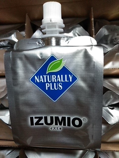 ナチュラリープラス イズミオ 水素水 200ml 30本入り IZUMIO 水素水