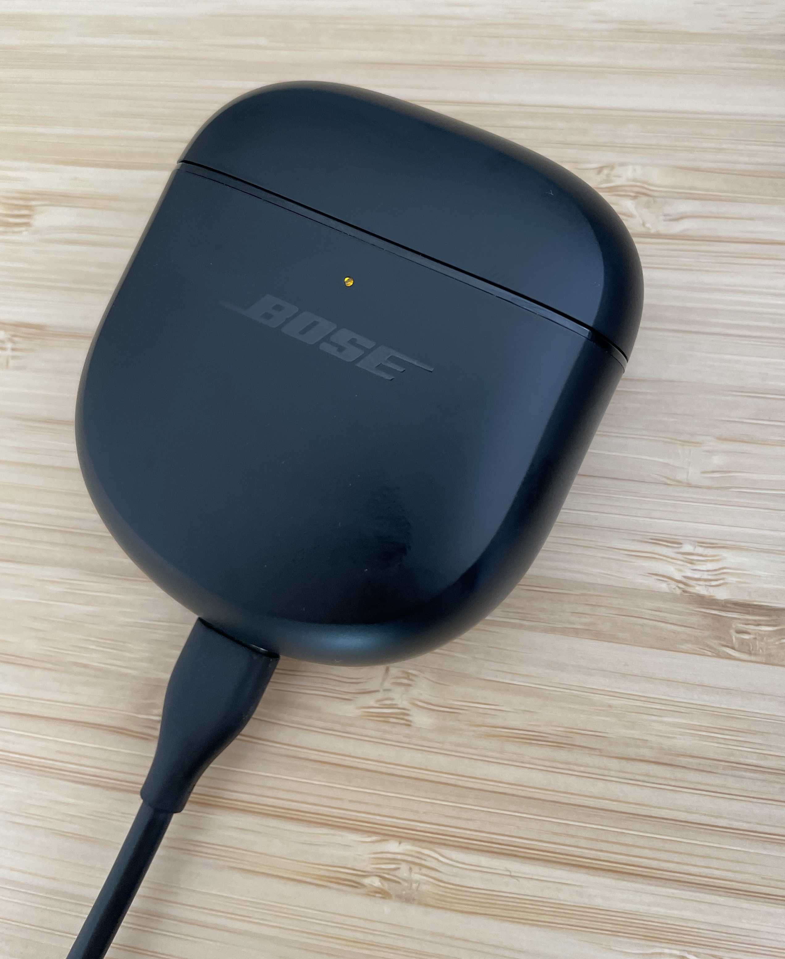 BOSEの最新イヤホン QuietComfort Earbuds IIの充電方法&バッテリー残
