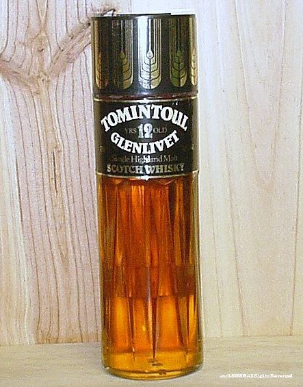 トミントール グレンリベット 12年 円柱ボトル／瓶に特徴あり