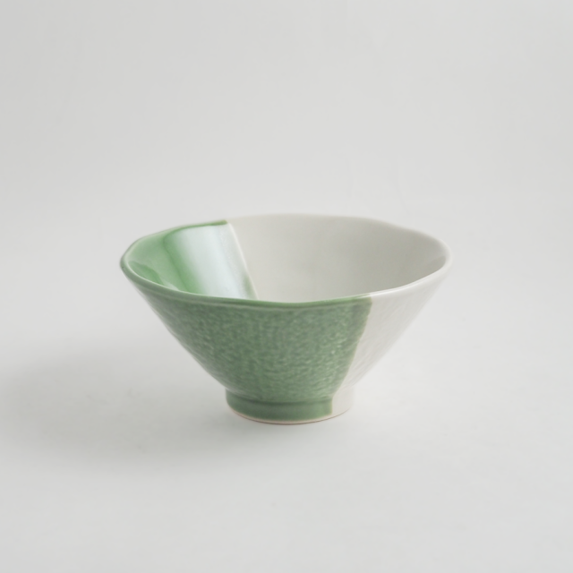 てのひら茶碗 / 織部 / true colors line | m.m.d.（エムエムディー