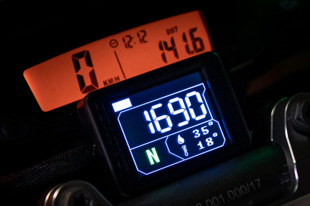 名鉄6907号車速度計 名鉄6907号車速度計 - メルカリ