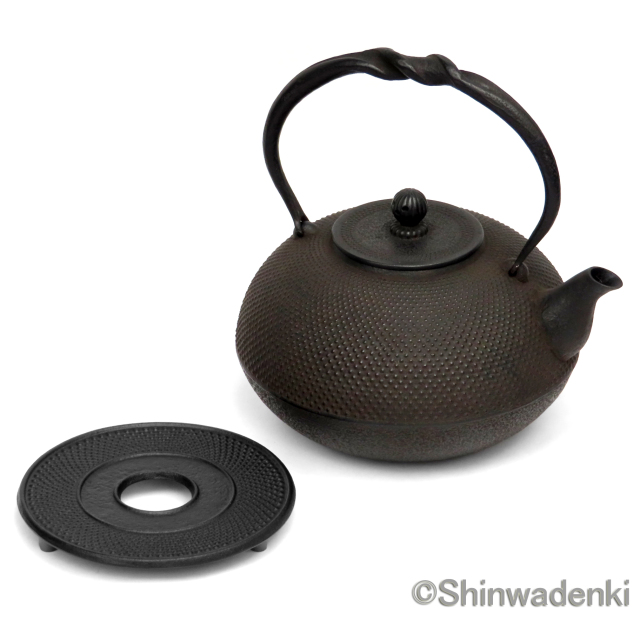 紅蓮堂 葛巻元作 布団形鉄瓶 霰文様1.5L Shinwadenki