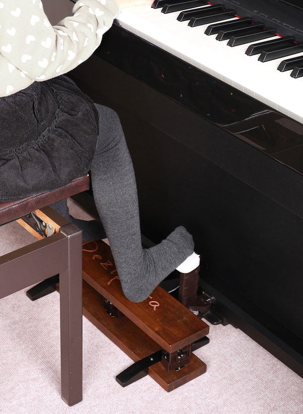 電子ピアノ用補助ペダル デジペタ スツールセット 西日本楽器Webショップ