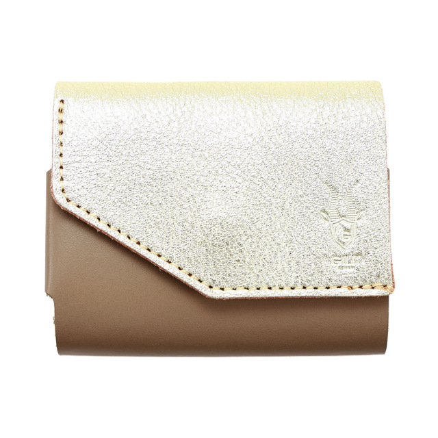 セルン』(全2色)ルーチェ/現代らしく小さくリニューアルしたコンパクト