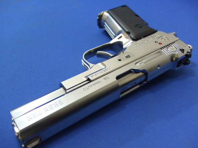 マルシン製ブレンテン8mm オールシルバーモデルマイアミバイス