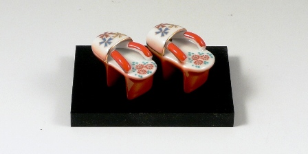 有田焼を小粋に飾る！