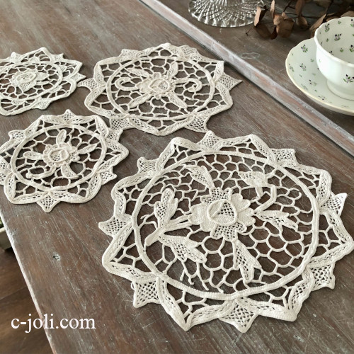 T3120 フランスアンティークレースドイリー4枚 リネンニードルポイント