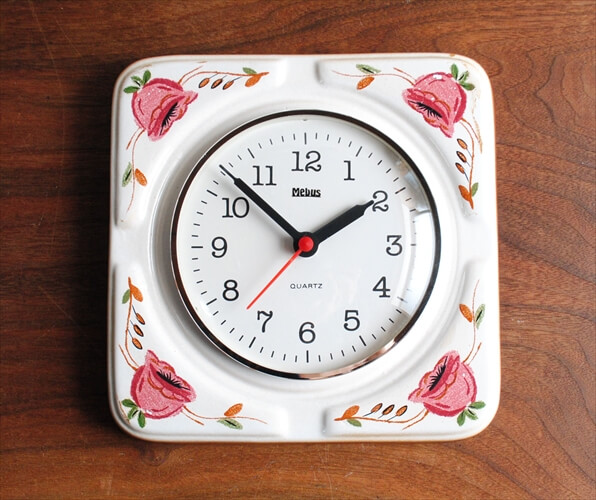 ドイツ製 MEBUS 花柄ペイントの壁時計 電池式 壁掛け時計 セラミック