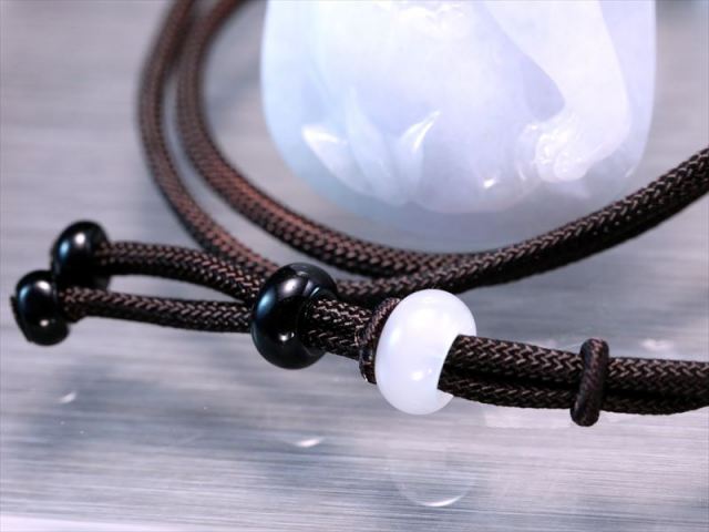 寅年 ラベンダー翡翠 彫刻 虎 トラ 彫刻 ラベンダーヒスイ ジェイド