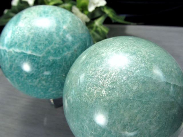 幻想的なブルーグリーン アマゾナイト 丸玉 直径58mm-60mm 1個売り