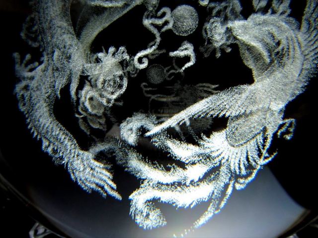 ドラゴン ガラス彫刻 約20cm ガラス製 ドラゴン彫刻 約20cm ドラゴン