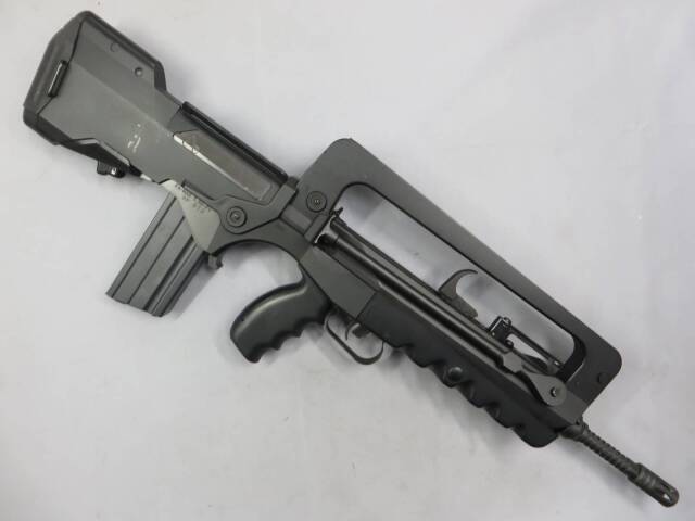 東京マルイ】FA-MAS 5.56mm F1 ファマス ・ マウント