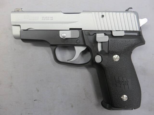 タナカ】SIG P228 フレームHW Evo2 2トーン モデルガン