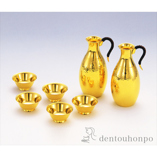 送料無料】 純金 酒器セット 槌目 A 千呂利2個/猪口5個 / 光則（金工芸