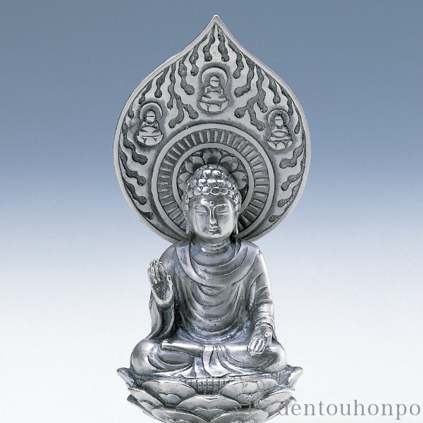 旧白銅発銀釈迦仏像の置物