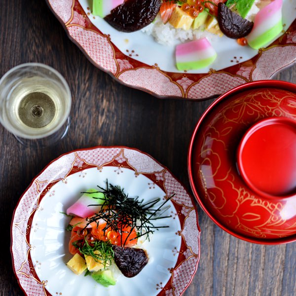 送料無料】 皿揃 赤絵小紋 5.3号 5枚セット / プレート 醤油皿 豆皿