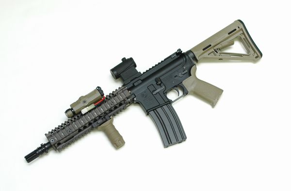 東京マルイ 次世代 M4A1 カスタム 次世代電動ガン M4A1カービン