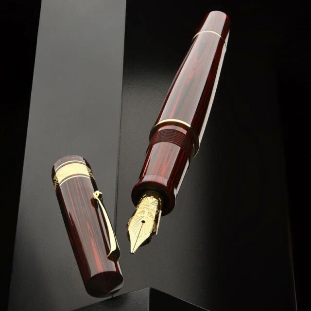 レオナルド モーメントゼログランデ マスターピースローズウッド