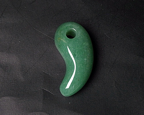 天然石 グリーンアベンチュリン 勾玉 大型 277g 天然石 グリーン