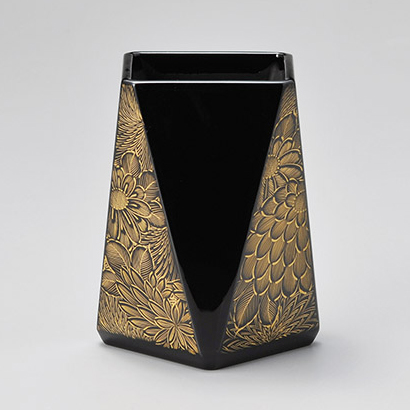 ペン立て 菊彫 三角 黒 木製 漆塗り 12-12407 漆器の井助