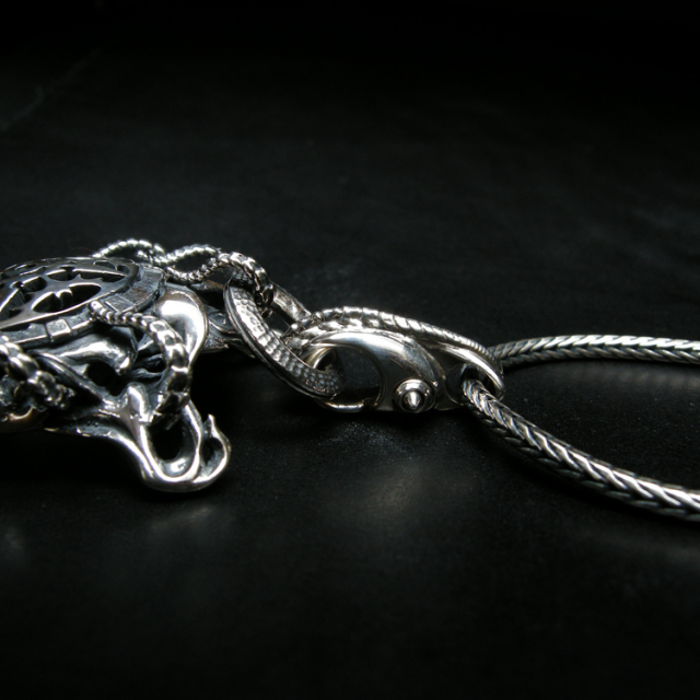 聖飢魔II ルーク篁参謀 ペンダント 紋章ペンダント 参謀ver.