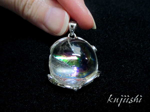 高品質】 天然水晶 レインボー（虹入り）クォーツ ペンダントトップ