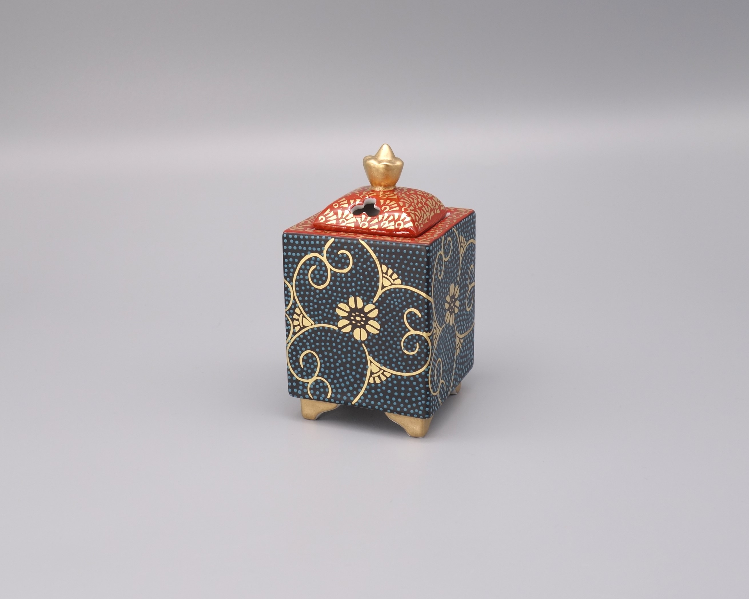 香炉（角） 本金青粒 [ 大志窯 ]