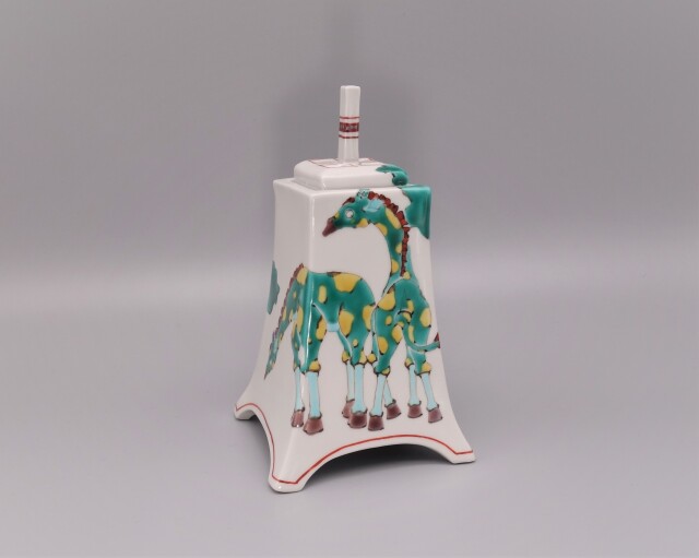 九谷焼 林伊平作 香炉(共箱付き) 九谷焼 林伊平作 香炉(共箱付き)