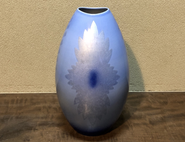 中国美術 青釉花入 共仕立箱 高さ約31㎝ タサコサ 東さ7-1102⑤ 中国