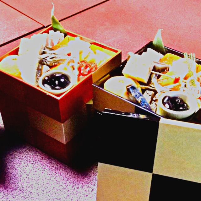 重箱 黒地 金色 松の木 マット加工 漆器重箱 二段 黒金 松の木模様 梅 マット加工 漆器重箱 二