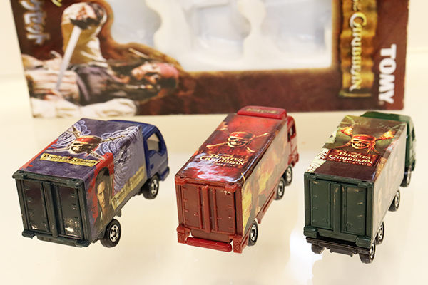 ミニカーショップ ケンボックス トミカギフトセットパイレーツ・オブ