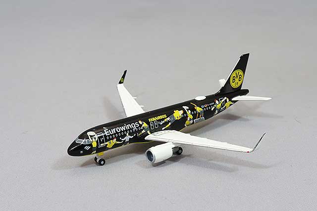 herpa Airbus A320 エデルワイス 1/500