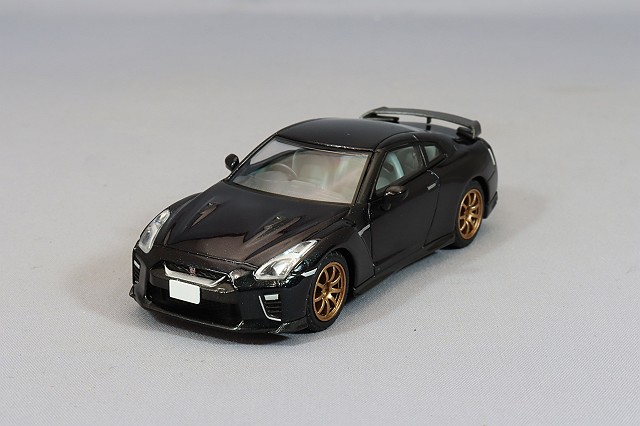 京商 samurai 1/18 日産 GT-R プレミアムエディション T-Spec