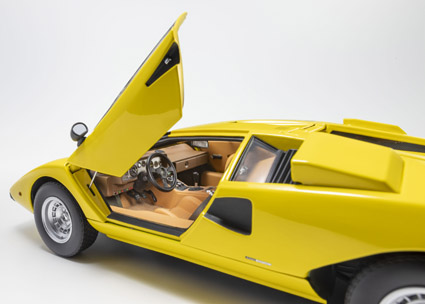 入手困難 1/18 ランボルギーニ カウンタック C/SPOILER イタリア製