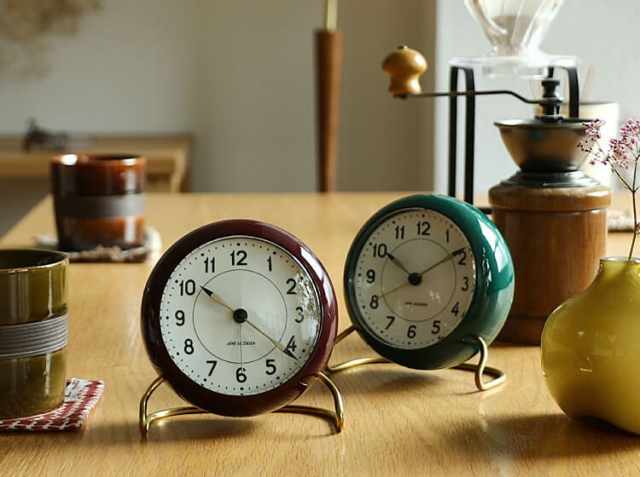 アルネ・ヤコブセン STATION（ステーション） テーブルクロック 限定