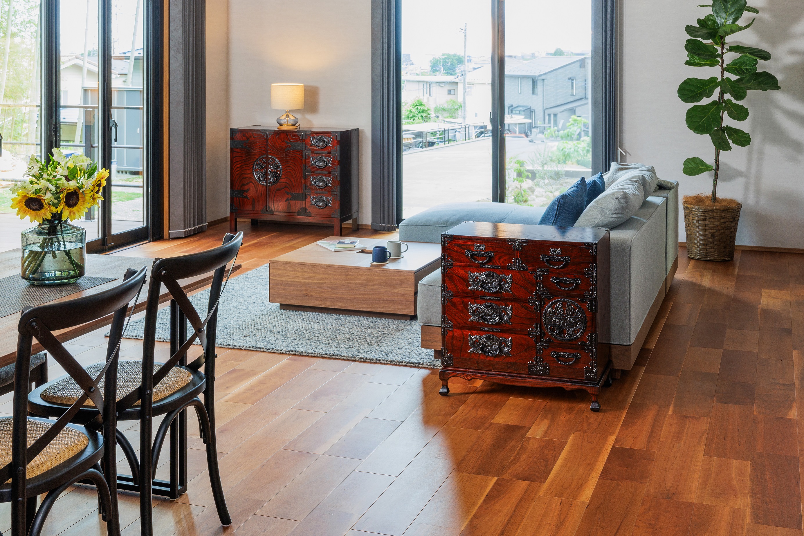 仙台箪笥 三尺キャビネット KC-323 拭き漆塗り｜和モダン・リビング