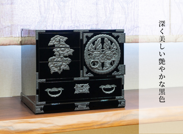 仙台箪笥 片開小箪笥 KM-3KD 黒呂漆塗り