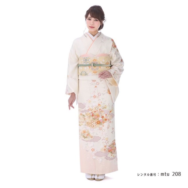 mtu_208】古典意匠がふんだんに用いられた、はんなりと晴れの着物