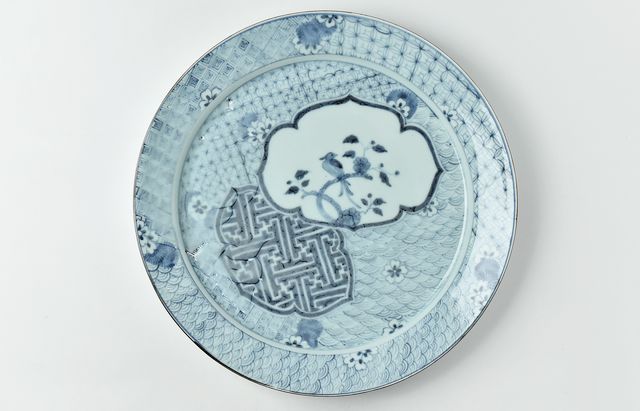 宮岡麻衣子 花月窯 よろけ縞文六角置き掛け花入 花器 陶芸 染付 Amazon