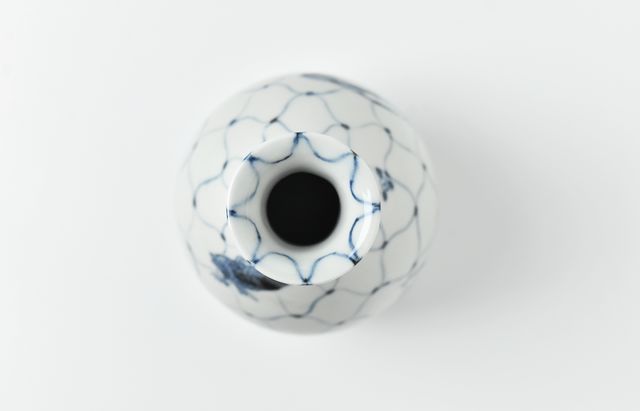 廣野俊彦 60 染付魚藻海老網文徳利 ｜ 暮らしのうつわ花田 和食器 通販